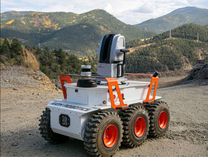 Security Robots: AION Robotics Autonomous Security Patrol Vehicle